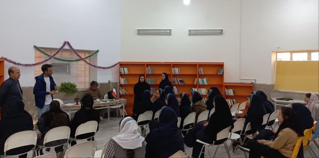 ضبط سرود "سرزمین مادری" در مرکز پاوه