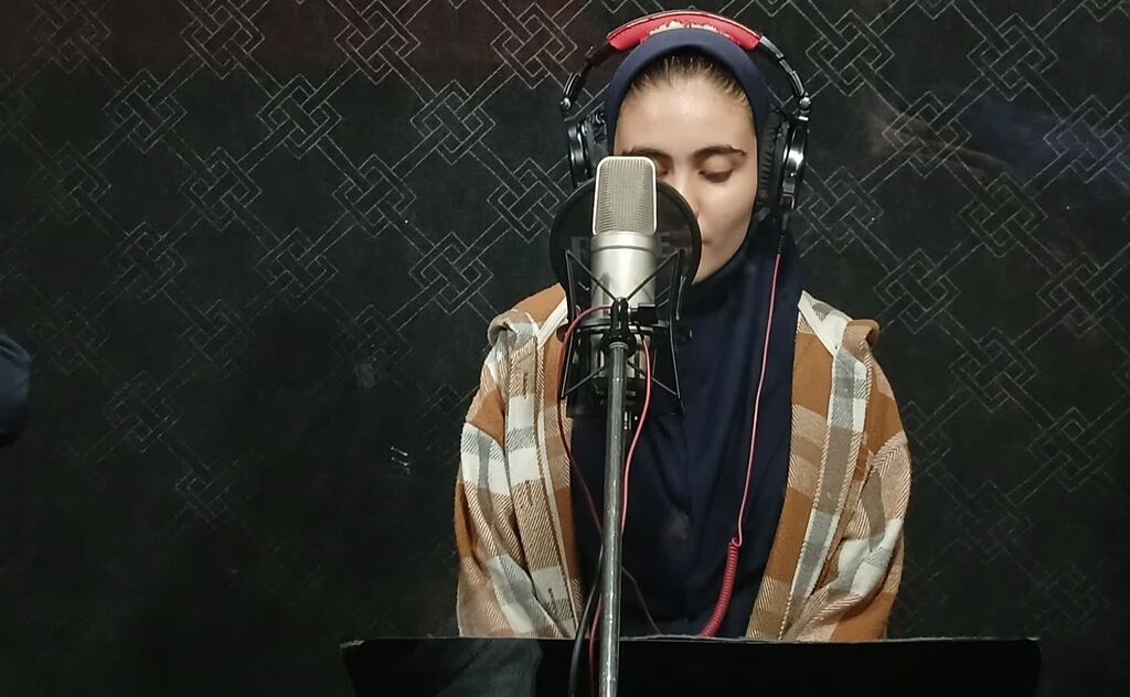 ضبط سرود "سرزمین مادری" در مرکز پاوه