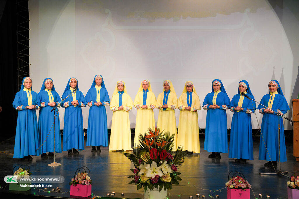 زن را سرمایه و فرهنگ می‌دانیم