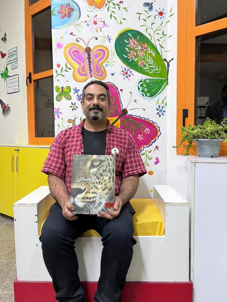 بازدید علی گلشن، نویسنده کتابهای علمی از مرکز تخصصی علوم کانون بندرعباس