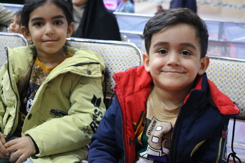 کودکان در نمایشگاه اسباب بازی_مرکزی