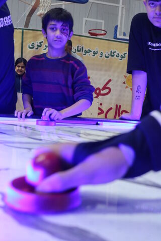 کودکان در نمایشگاه اسباب بازی_مرکزی