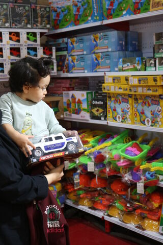 کودکان در نمایشگاه اسباب بازی_مرکزی