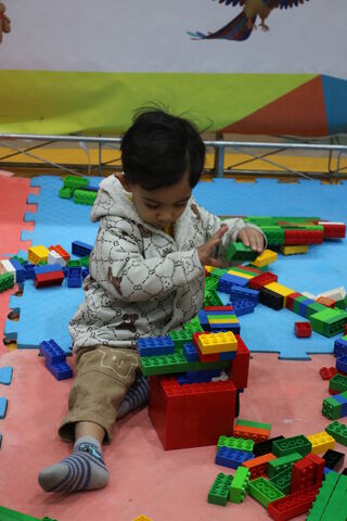 کودکان در نمایشگاه اسباب بازی_مرکزی