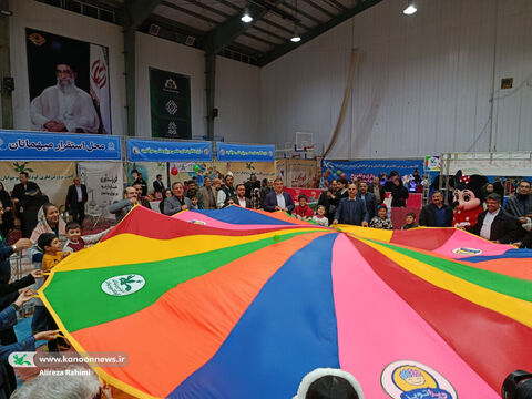 بازدید مدیرعامل کانون از رویداد استانی بازی و اسباب‌بازی در اراک