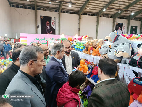 بازدید مدیرعامل کانون از رویداد استانی بازی و اسباب‌بازی در اراک