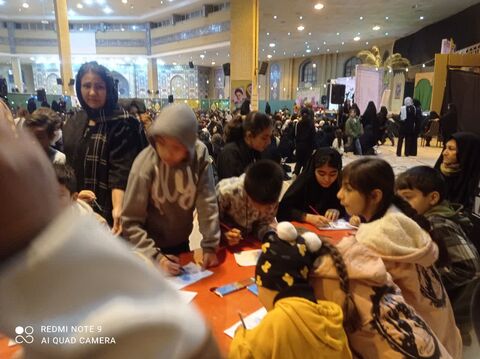 ایستگاه نقاشی کانون درمصلای ایلام به مناسبت میلاد حضرت زهرا (س)