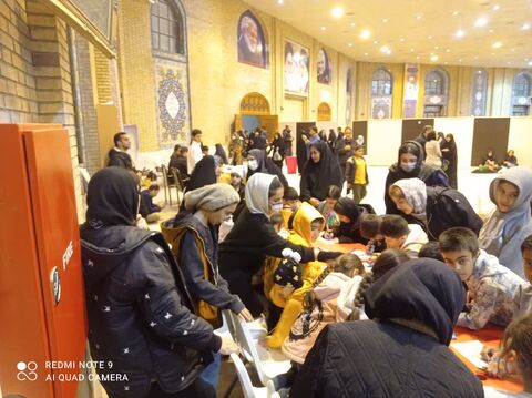 ایستگاه نقاشی کانون درمصلای ایلام به مناسبت میلاد حضرت زهرا (س)