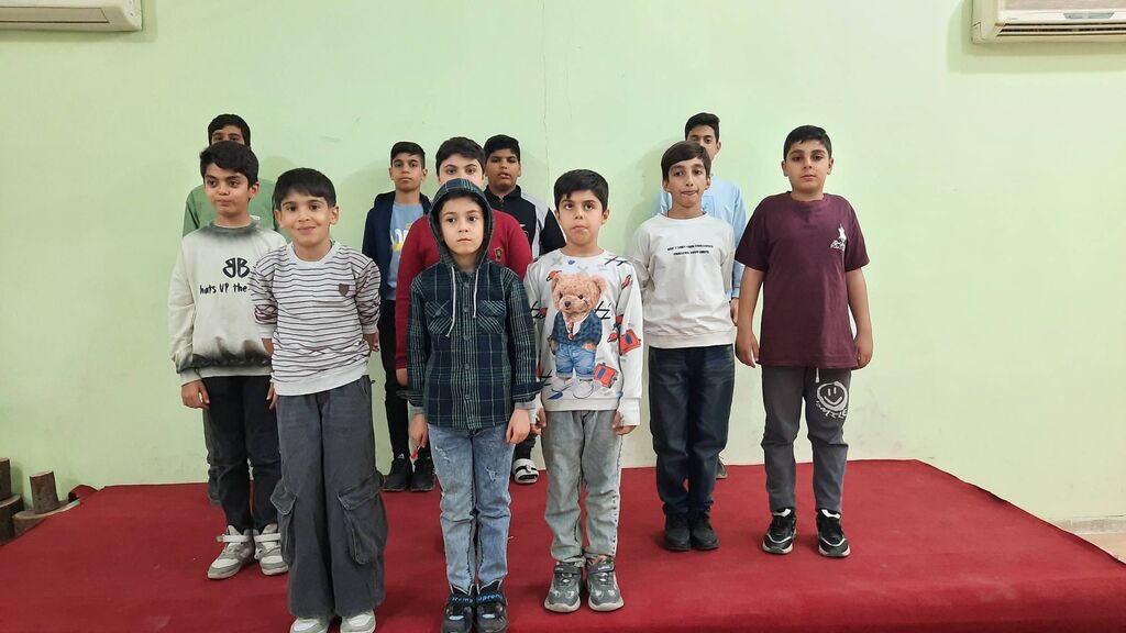 کانون مرکز لارستان جشن میلادحضرت زهرا(س) 
   را به کلاس زندگی و خلاقیت تبدیل کرد