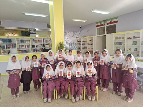 شکوفه‌های شادمانی؛ پویش ساخت تسبیح به مناسبت میلاد حضرت فاطمه‌زهرا(س) در مراکز کانون استان اصفهان/ قسمت دوم