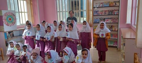 شکوفه‌های شادمانی؛ پویش ساخت تسبیح به مناسبت میلاد حضرت فاطمه‌زهرا(س) در مراکز کانون استان اصفهان/ قسمت دوم