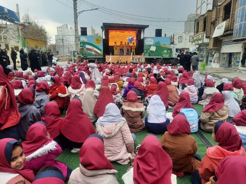 گزارش تصویری2/ اجرای نمایش تماشاخانه‌های سیار کانون در شهرها و روستاهای همدان