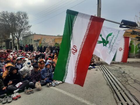 گزارش تصویری2/ اجرای نمایش تماشاخانه‌های سیار کانون در شهرها و روستاهای همدان