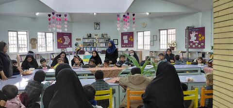 گزارش تصویری2/ اجرای نمایش تماشاخانه‌های سیار کانون در شهرها و روستاهای همدان