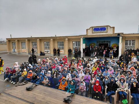 گزارش تصویری2/ اجرای نمایش تماشاخانه‌های سیار کانون در شهرها و روستاهای همدان