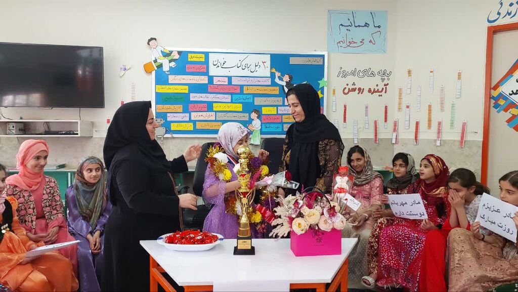 اعضای مرکز جوانرود از برنده مسابقات جهانی چرتکه استقبال کردند