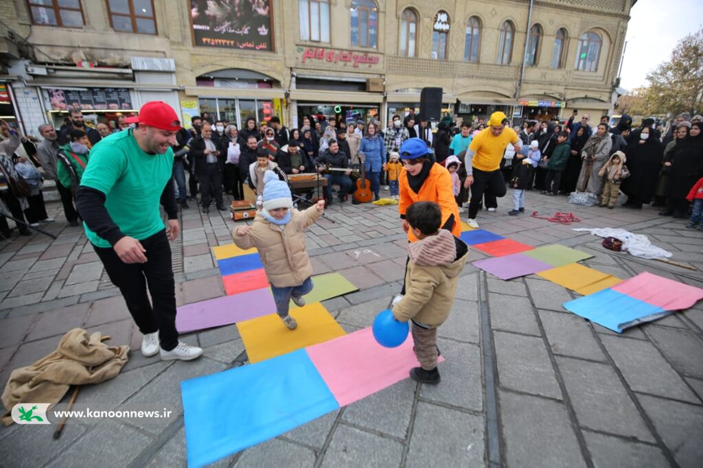 تئاتر کودک به سمت درآمدزایی رفته/ کار با بچهها سختترین کار این عرصه است