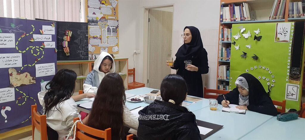 دانشمندان کوچک در مرکز ۱۲؛ پژوهش را با بازی و تجربه آغاز کردند