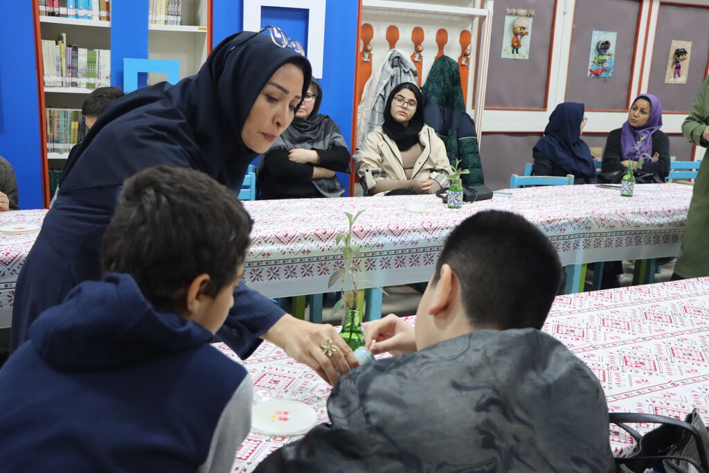 تقویت روحیه پژوهش در نوجوانان با برگزاری کارگاه کاوشگری