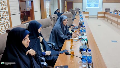 بازدید استاندار قم از رویداد مادرانه و دخترانه «شاددُخت»