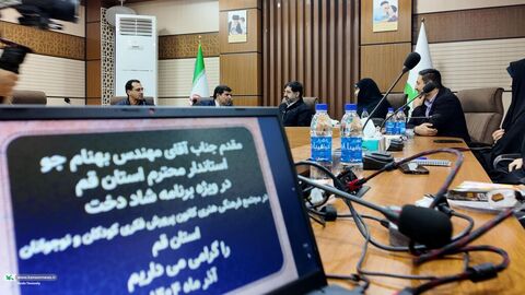 بازدید استاندار قم از رویداد مادرانه و دخترانه «شاددُخت»