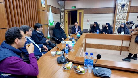 بازدید استاندار قم از رویداد مادرانه و دخترانه «شاددُخت»