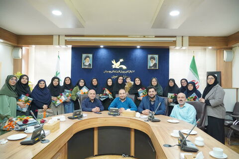 تقدیر از بانوان همکار کانون استان، همزمان با میلاد حضرت زهرا (سلام‌الله) و روز زن