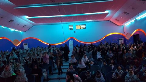 کرمانشاه. آغاز به کار قصه‌گویی