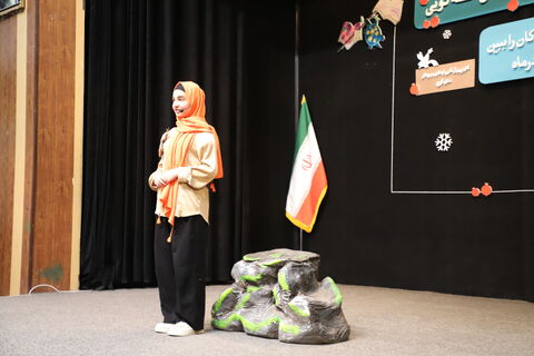 چند نما از نخستین روز برگزاری مرحله استانی بیست وهفتمین جشنواره بین المللی قصه‌گویی در کانون قزوین