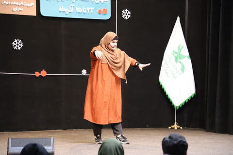 چند نما از نخستین روز برگزاری مرحله استانی بیست وهفتمین جشنواره بین المللی قصه‌گویی در کانون قزوین