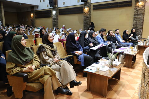 چند نما از نخستین روز برگزاری مرحله استانی بیست وهفتمین جشنواره بین المللی قصه‌گویی در کانون قزوین