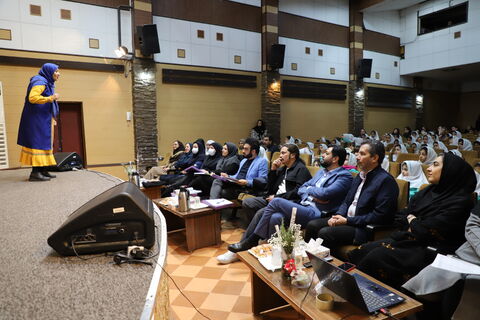 چند نما از نخستین روز برگزاری مرحله استانی بیست وهفتمین جشنواره بین المللی قصه‌گویی در کانون قزوین