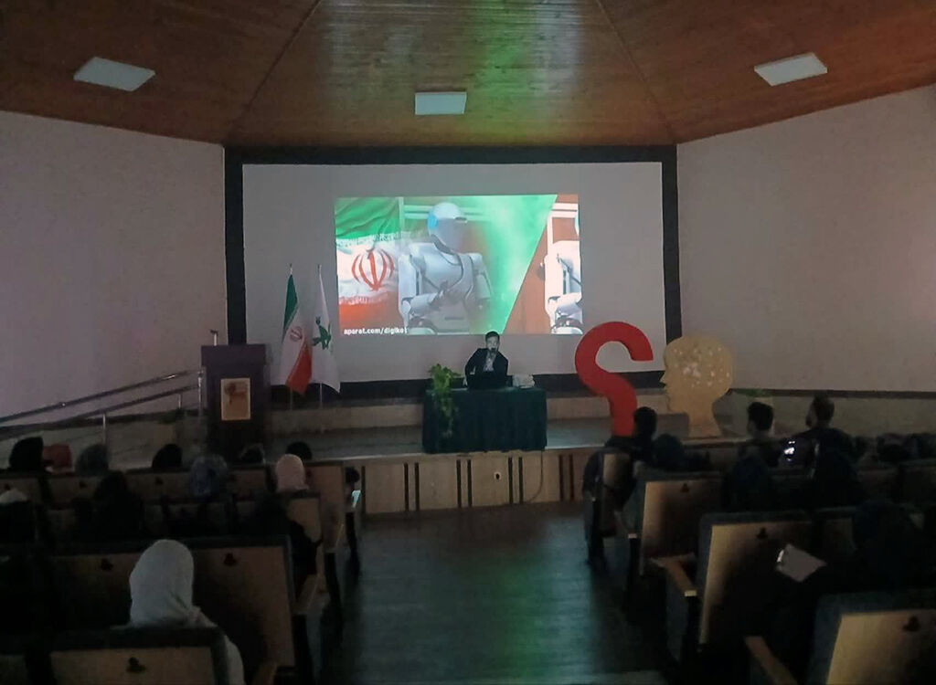 کارگاه آموزشی «کاربرد هوش مصنوعی در مدیریت پسماند» در رشت برگزارشد