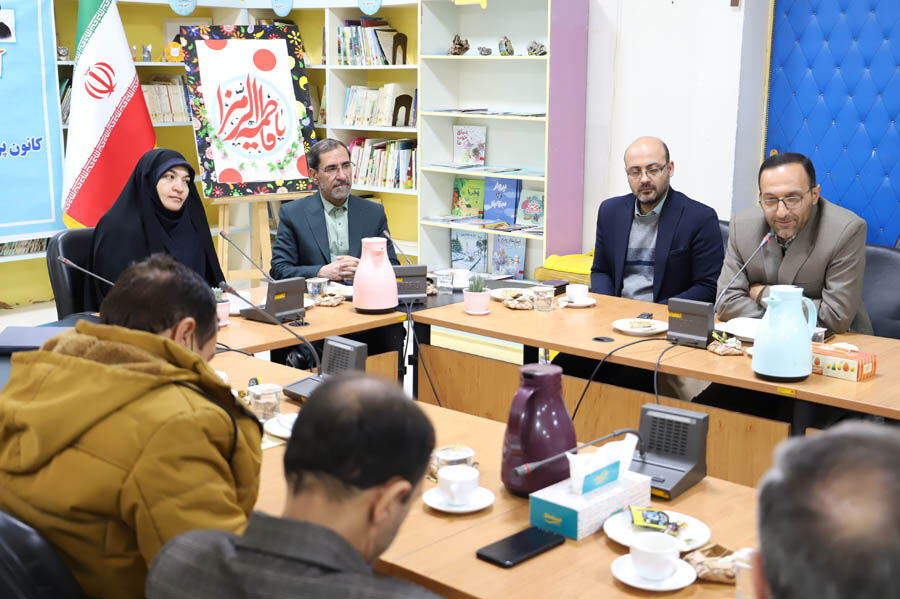 مسئول جدید حراست کانون اردبیل معرفی شد سفر مدیرکل دفتر مرکزی حراست کانون به استان اردبیل