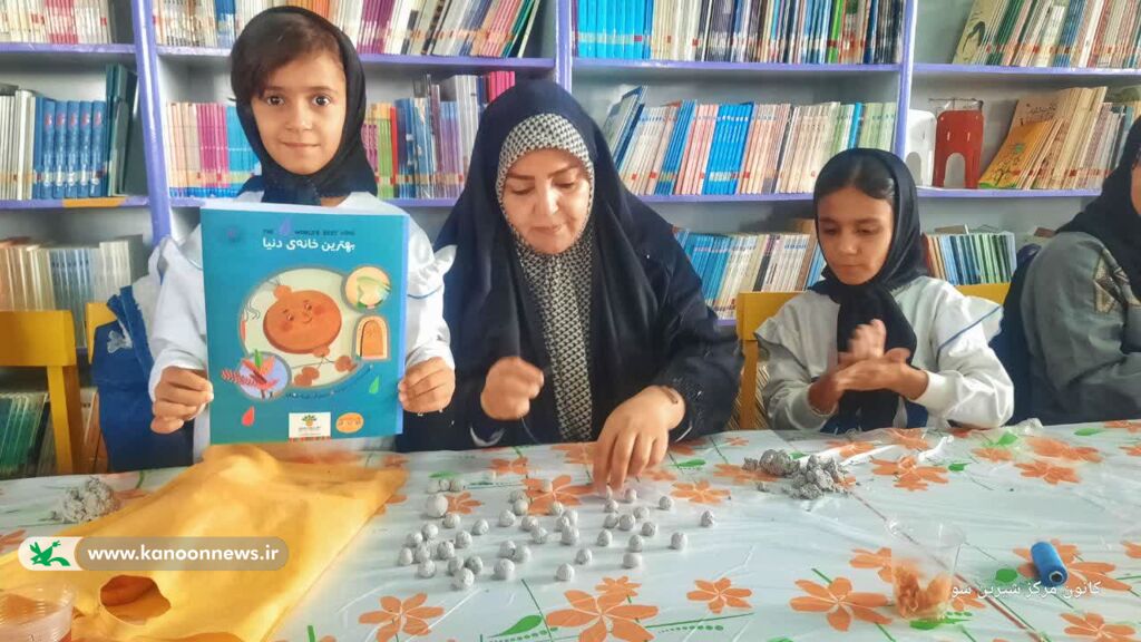 اجرای پویش تسبیح با رایحه مادرانه در مراکز فرهنگی- هنری کانون همدان