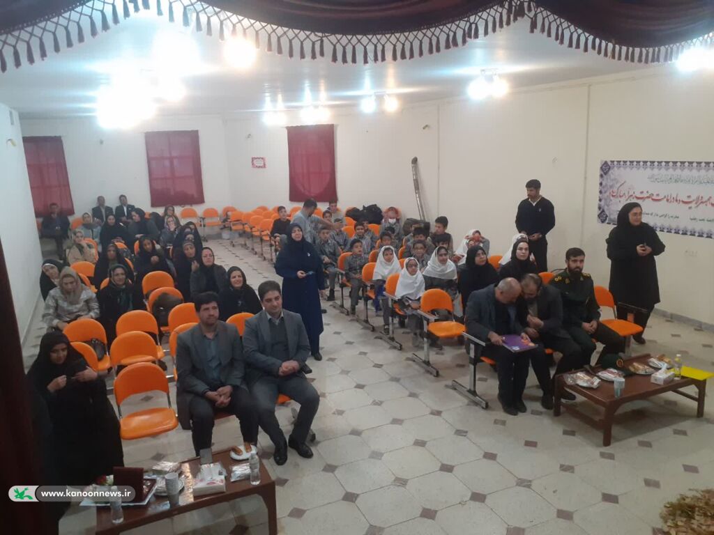 اجرای پویش تسبیح با رایحه مادرانه در مراکز فرهنگی- هنری کانون همدان