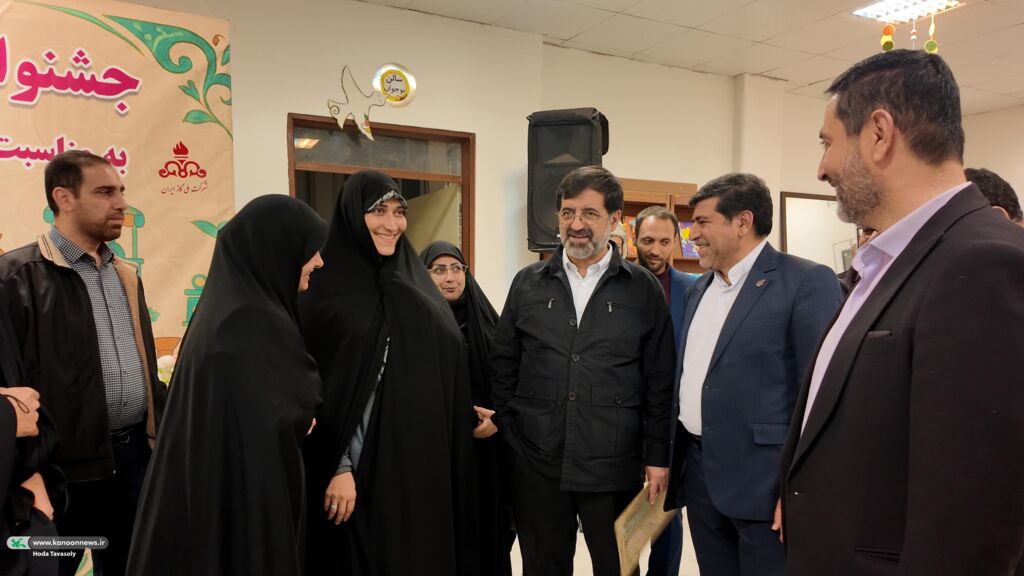 حضور استاندار قم در رویداد مادرانه و دخترانه «شاددُخت»