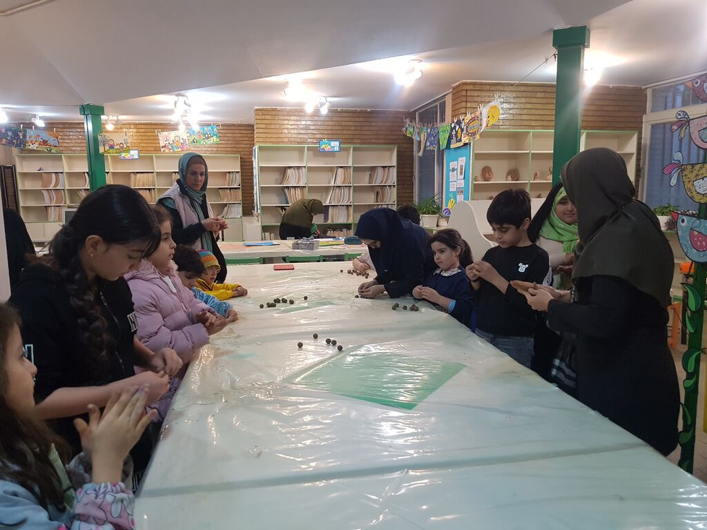 برگزاری ویژهبرنامه «پویش تسبیح» در مرکز ۲۱ همزمان با شب میلاد حضرت فاطمه(س)