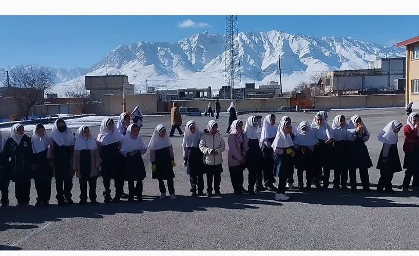 کتاب‌خانه‌ی سیار روستایی فریدون‌شهر؛ پُل جشنواره بازی‌های بومی و محلی به دوردست‌ترین روستاها و مناطق عشایری