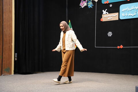 چند نما از دومین روز از برگزاری مرحله استانی بیست و پنجمین جشنواره بین المللی قصه‌گویی در کانون قزوین