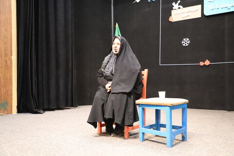 چند نما از دومین روز از برگزاری مرحله استانی بیست و پنجمین جشنواره بین المللی قصه‌گویی در کانون قزوین