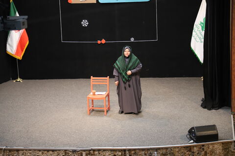 چند نما از دومین روز از برگزاری مرحله استانی بیست و پنجمین جشنواره بین المللی قصه‌گویی در کانون قزوین