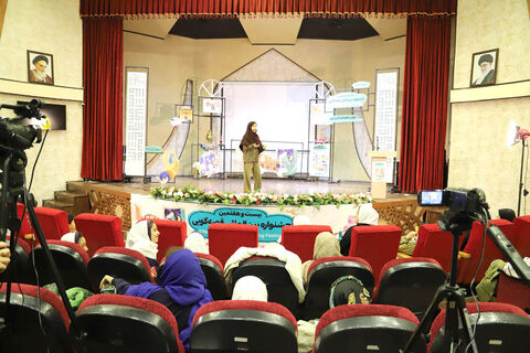 قصه‌ها در قاب تصویر / مرحله استانی بیست‌وهفتمین جشنواره قصه‌گویی استان اردبیل(۲)