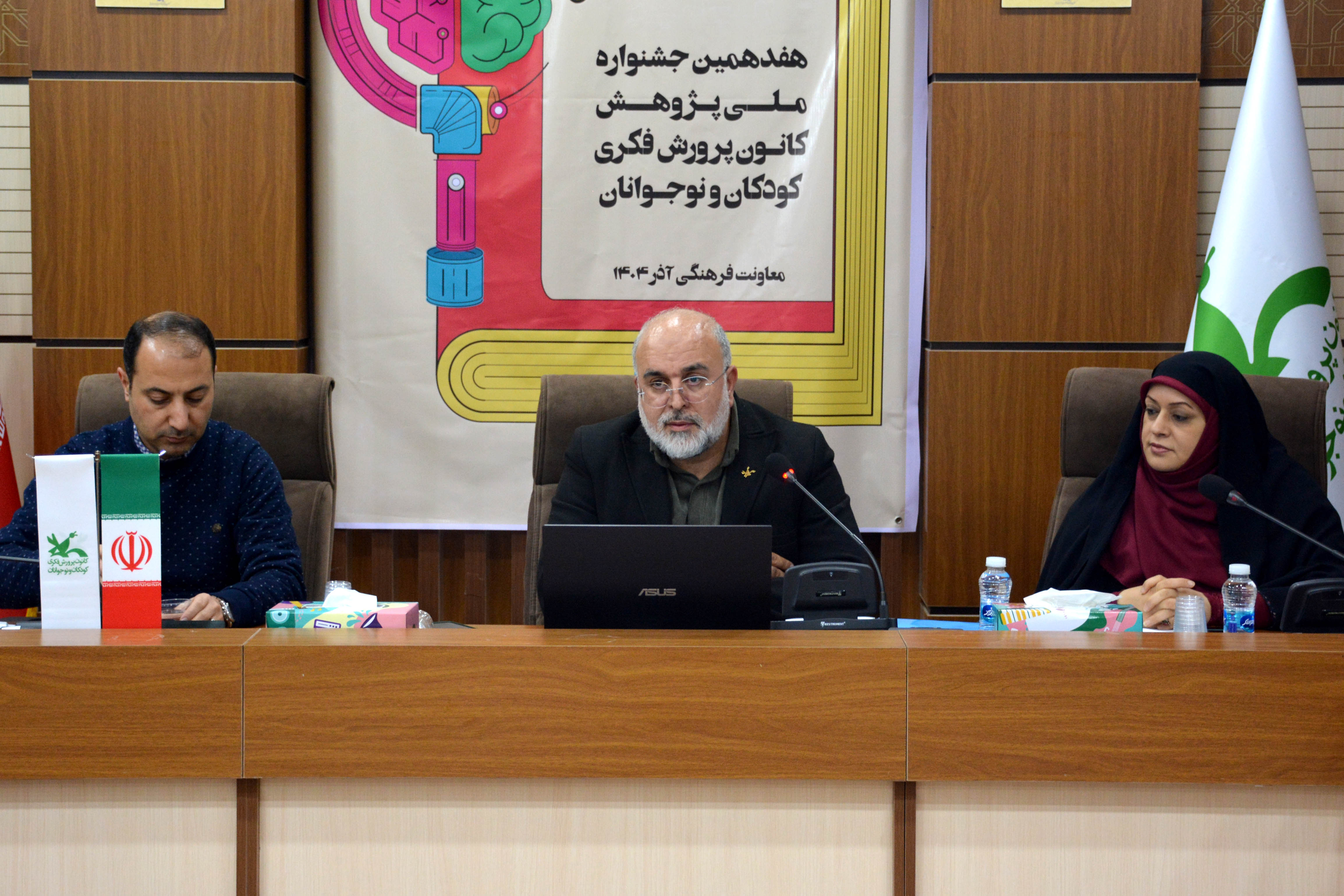 هفدهمین جشنواره هفته پژوهش در  مجتمع پردیسان قم