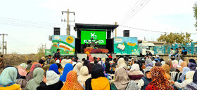 تماشاخانه‌ی سیار کانون پرورش فکری در علی آبادکتول