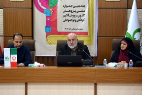 هفدهمین جشنواره هفته پژوهش در  مجتمع پردیسان قم