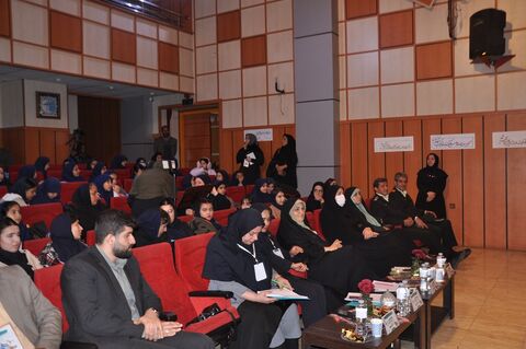 روز اول مرحله‌ استانی جشنواره قصه‌گویی استان البرز