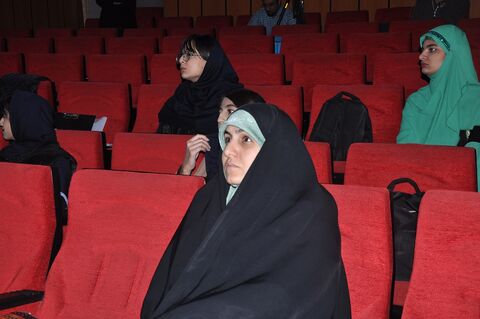 روز اول مرحله‌ استانی جشنواره قصه‌گویی استان البرز