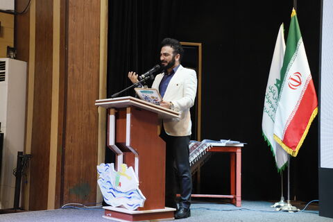 چند نما از برگزاری آیین اختتامیه رده استانی بیست و هفتمین جشنواره بین المللی قصه‌گویی در کانون قزوین