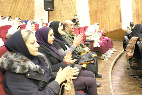 قصه‌ها در قاب تصویر  مرحله استانی بیست‌وهفتمین جشنواره قصه‌گویی استان اردبیل(۳)